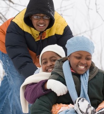 kids-playing-in-snow-e1357154278704-1